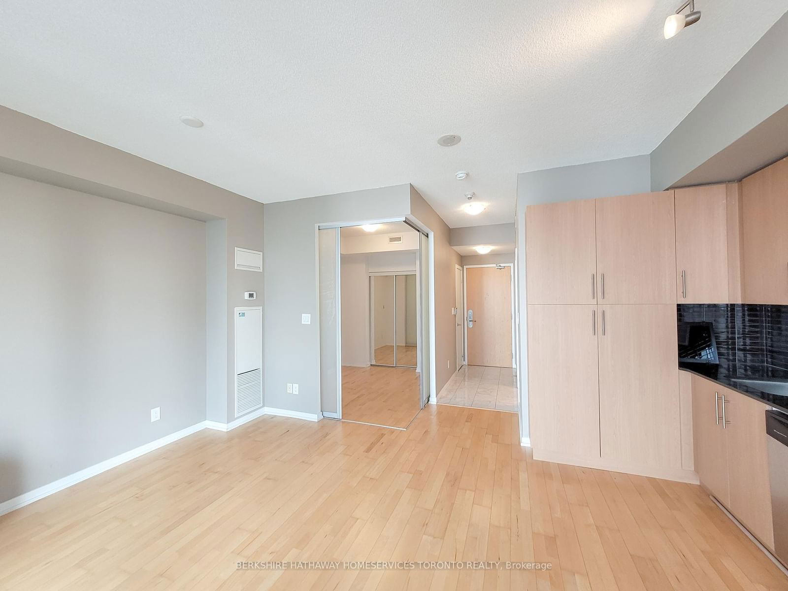 55 Bremner Blvd, unit 3809 for rent - image #6