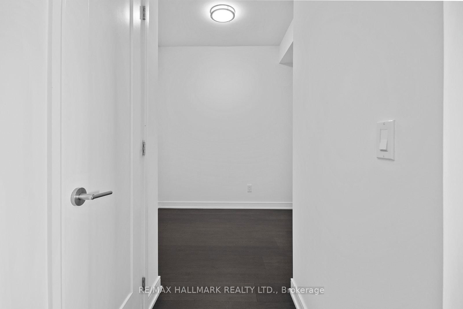 88 Scott St, unit 3905 for rent - image #4