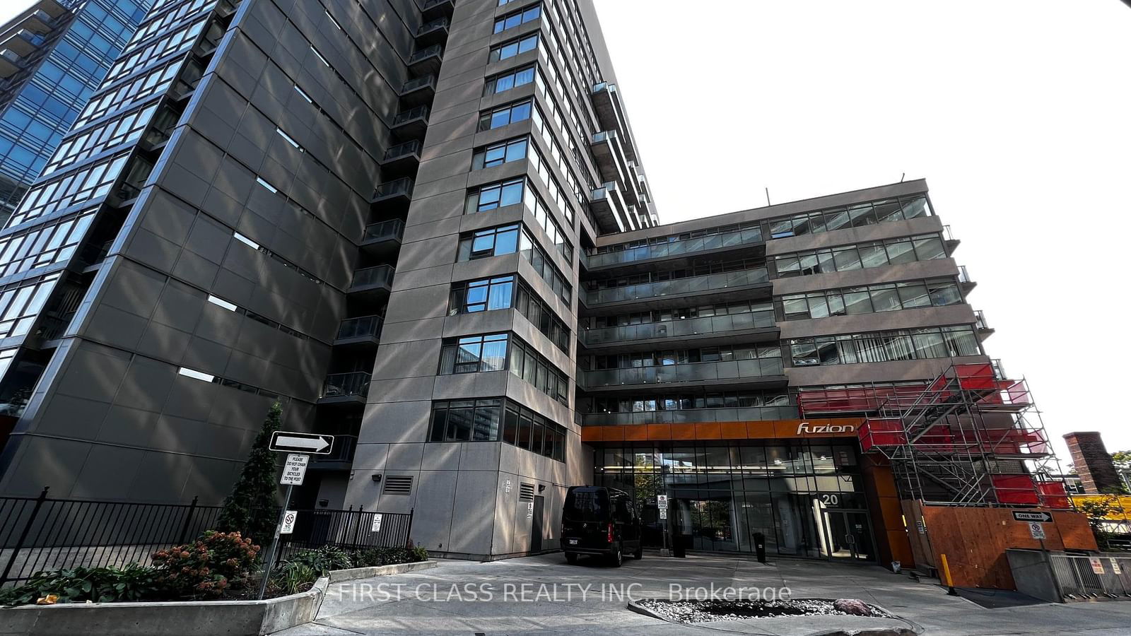 20 Joe Shuster Way, unit 513 for rent - image #4