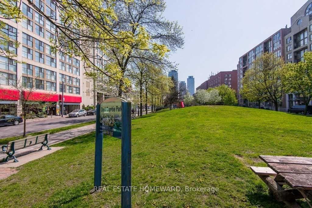 222 The Esplanade, unit 422 for sale - image #24