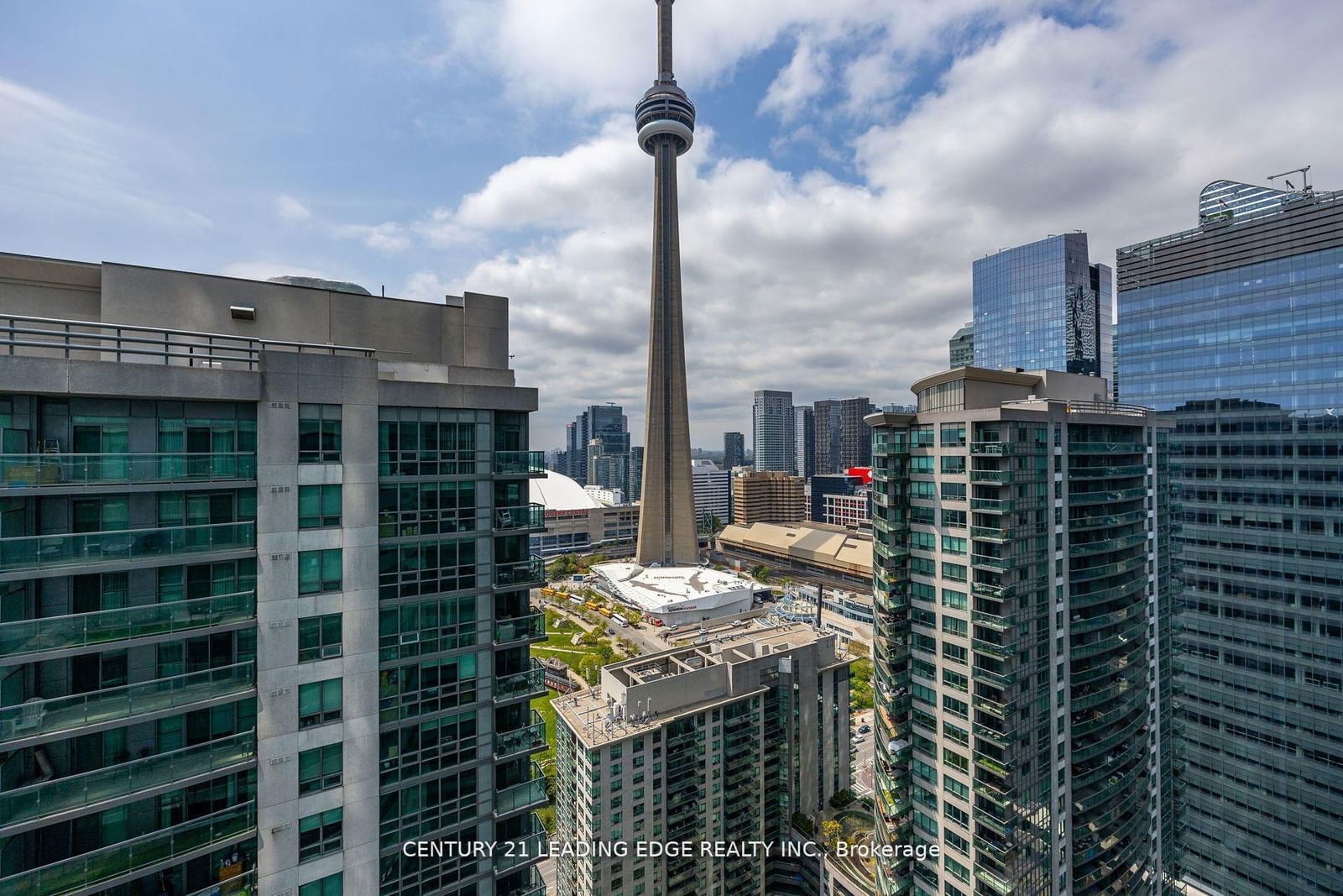 12 YORK St, unit 2907 for sale