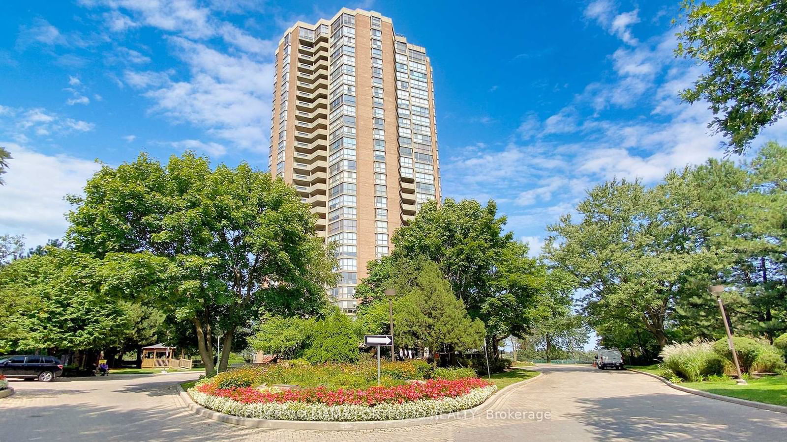 85 Skymark Dr, unit 1901 for sale - image #1