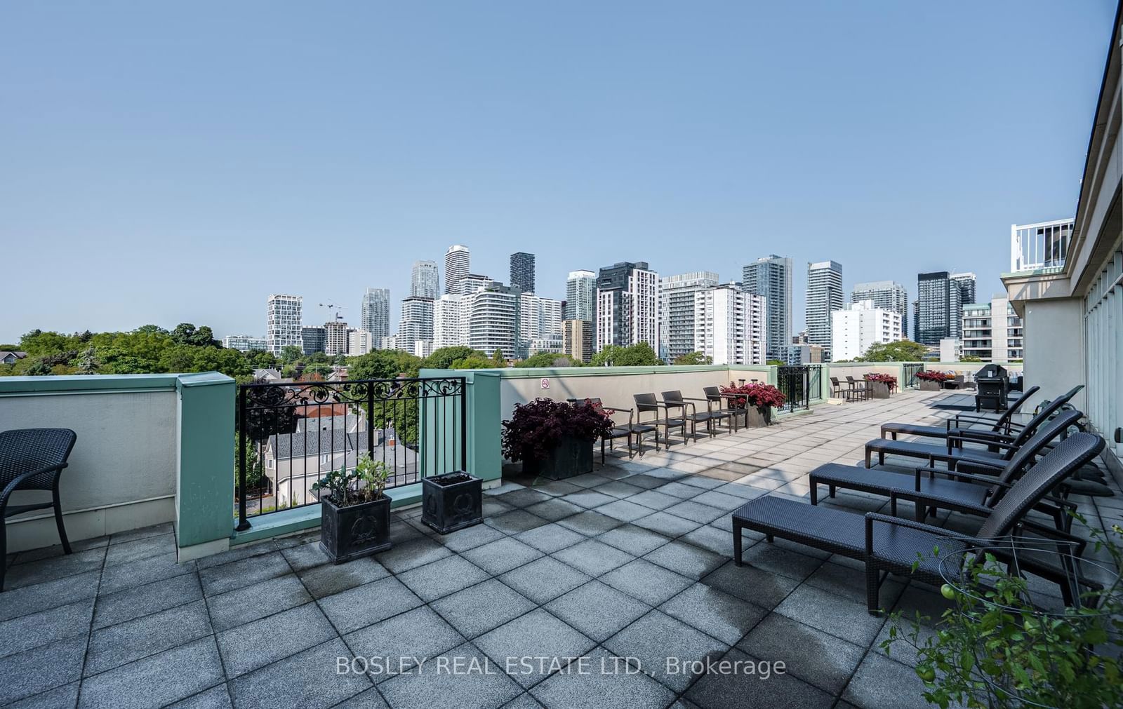 650 Mt Pleasant Rd, unit 407 for sale - image #35