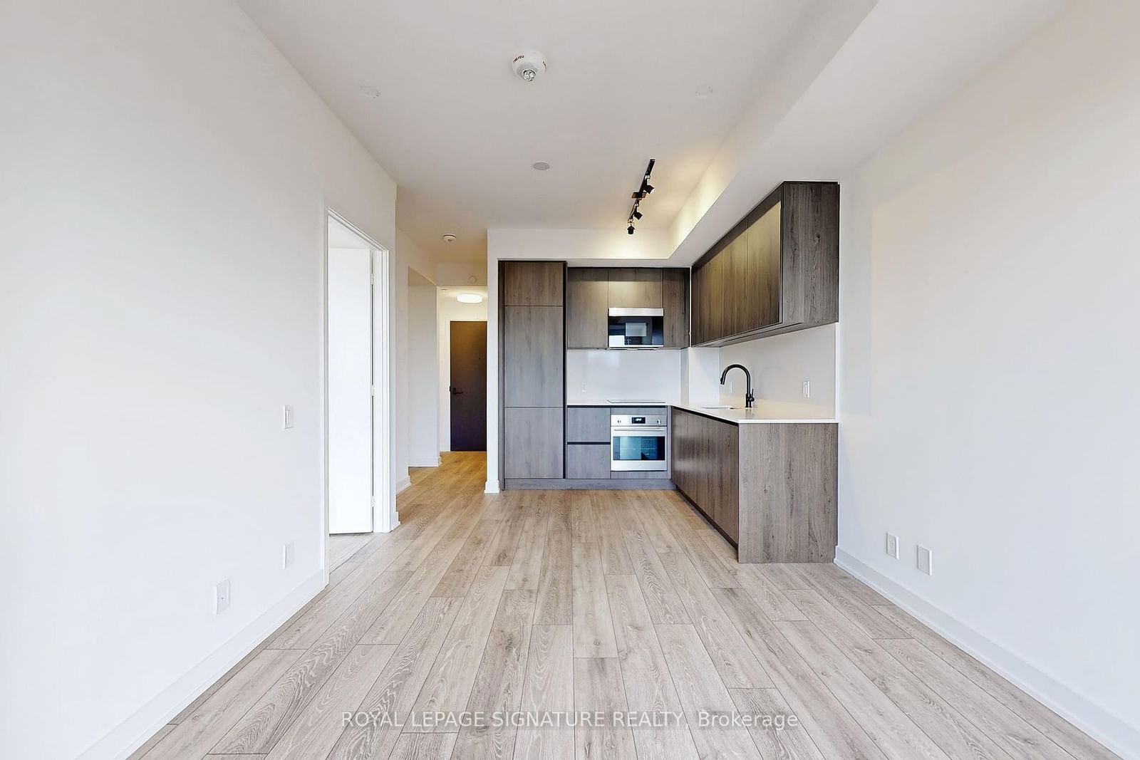 108 Peter St, unit 1518 for rent - image #3