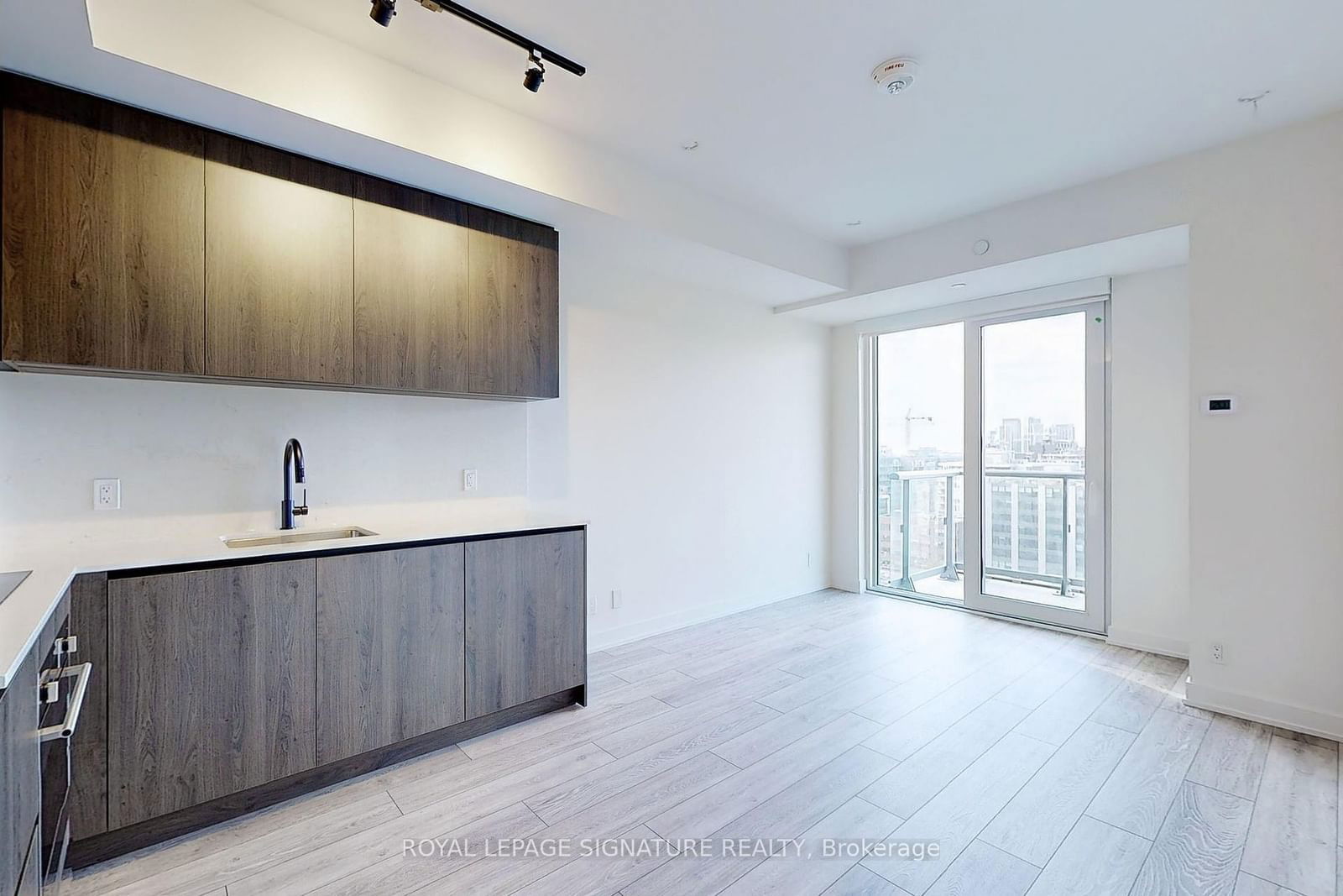 108 Peter St, unit 1518 for rent - image #6