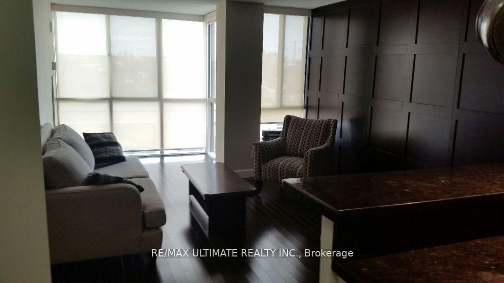 801 King St W, unit 1114 for rent - image #2