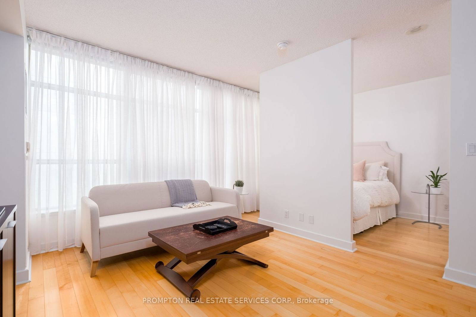 350 Wellington St W, unit 315 for sale - image #9