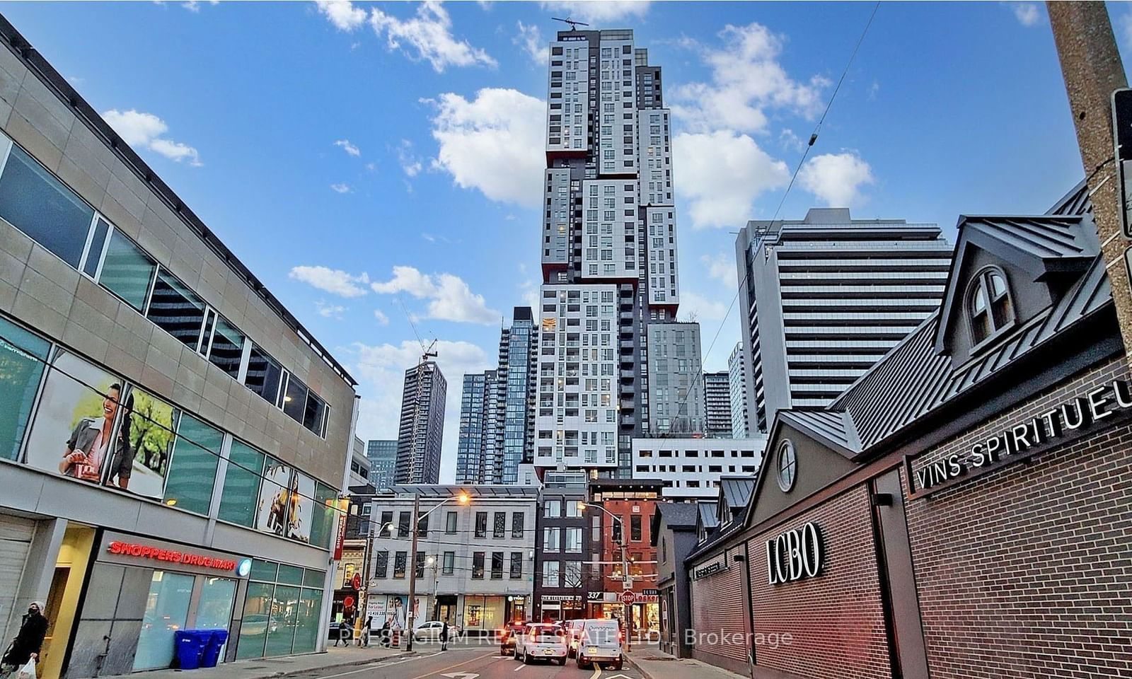 318 Richmond St W, unit 905 for sale