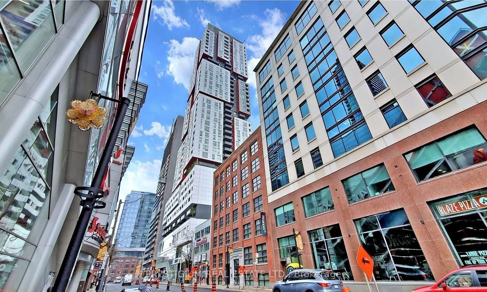 318 Richmond St W, unit 905 for sale - image #35