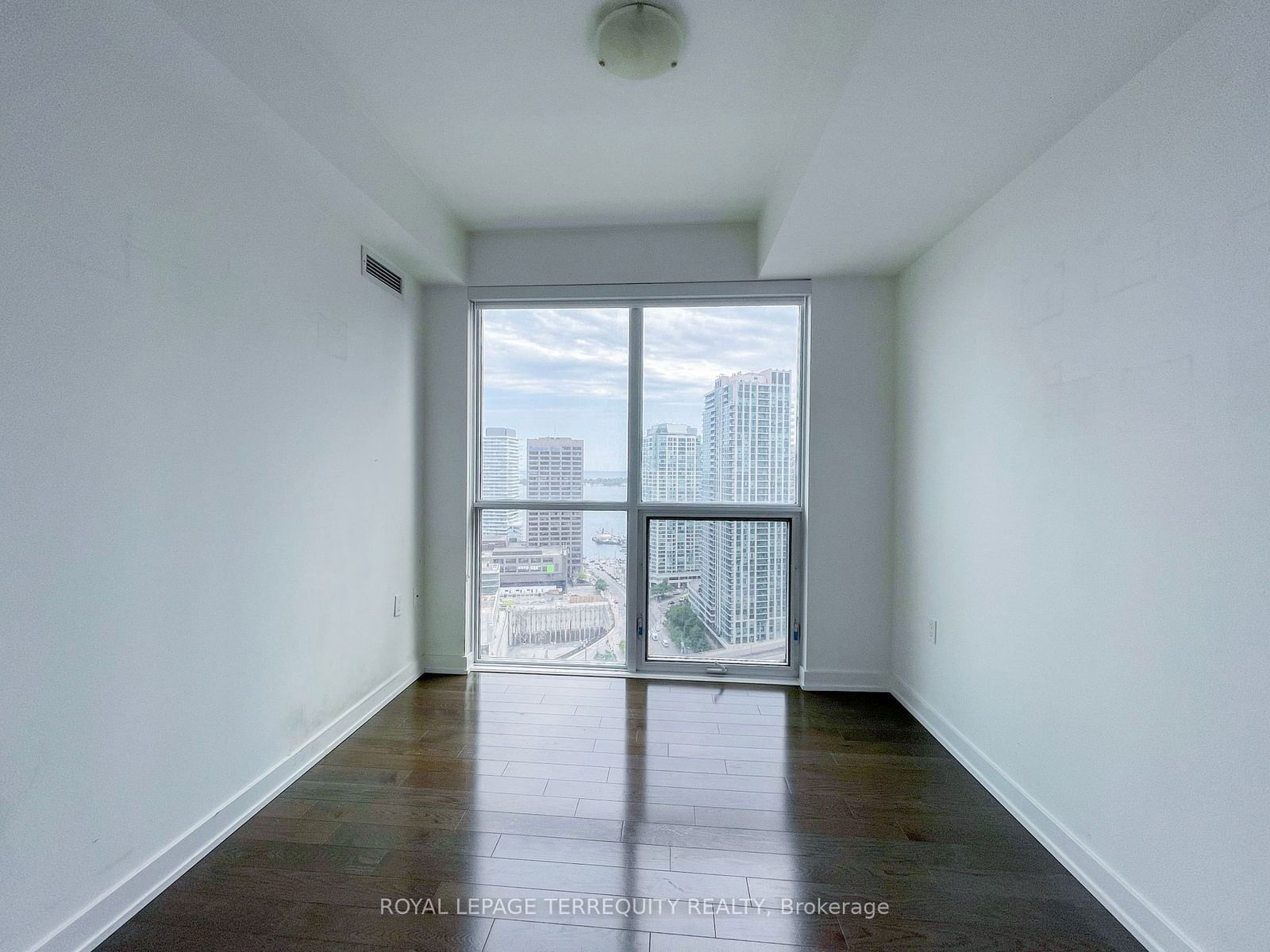 1 The Esplanade Dr, unit 2608 for rent - image #11