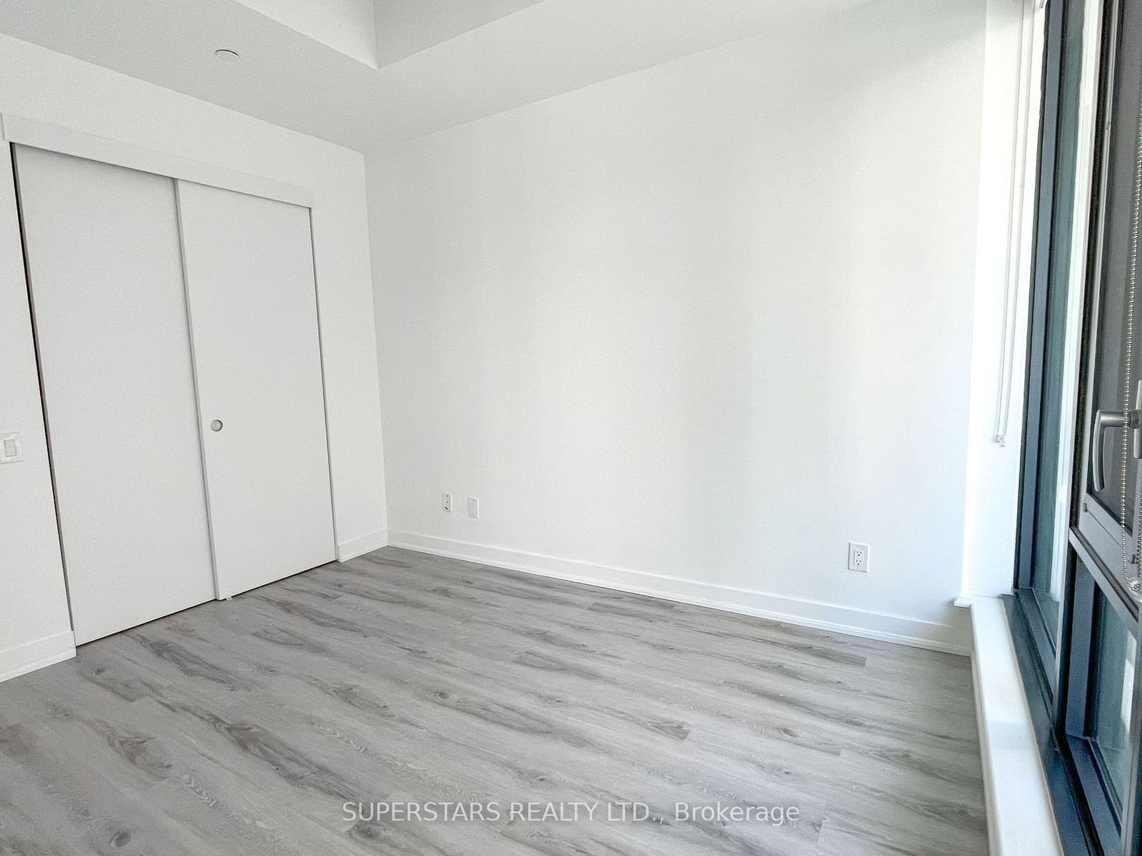 161 Roehampton Ave, unit 222 for rent