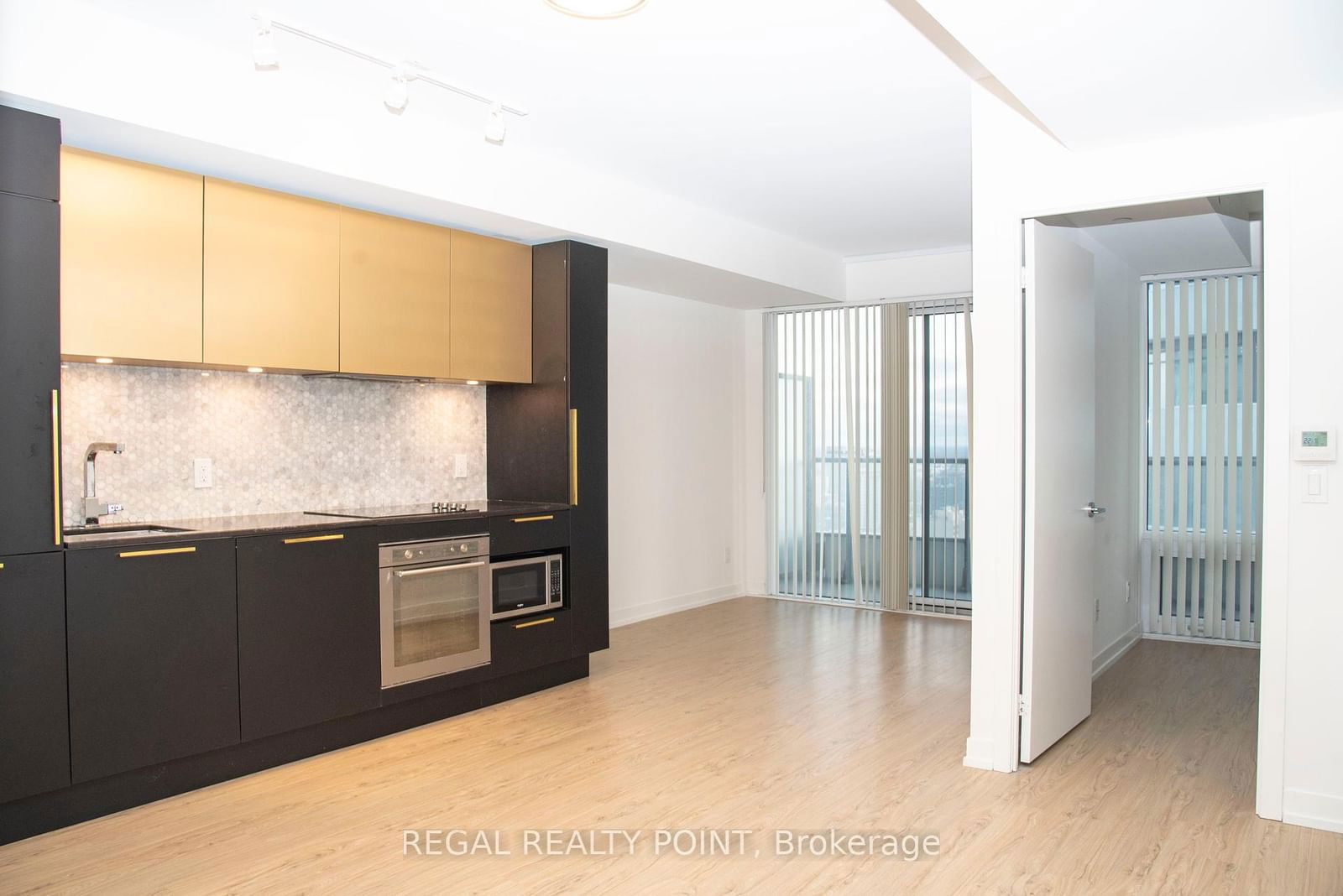 85 Wood St, unit 2802 for rent