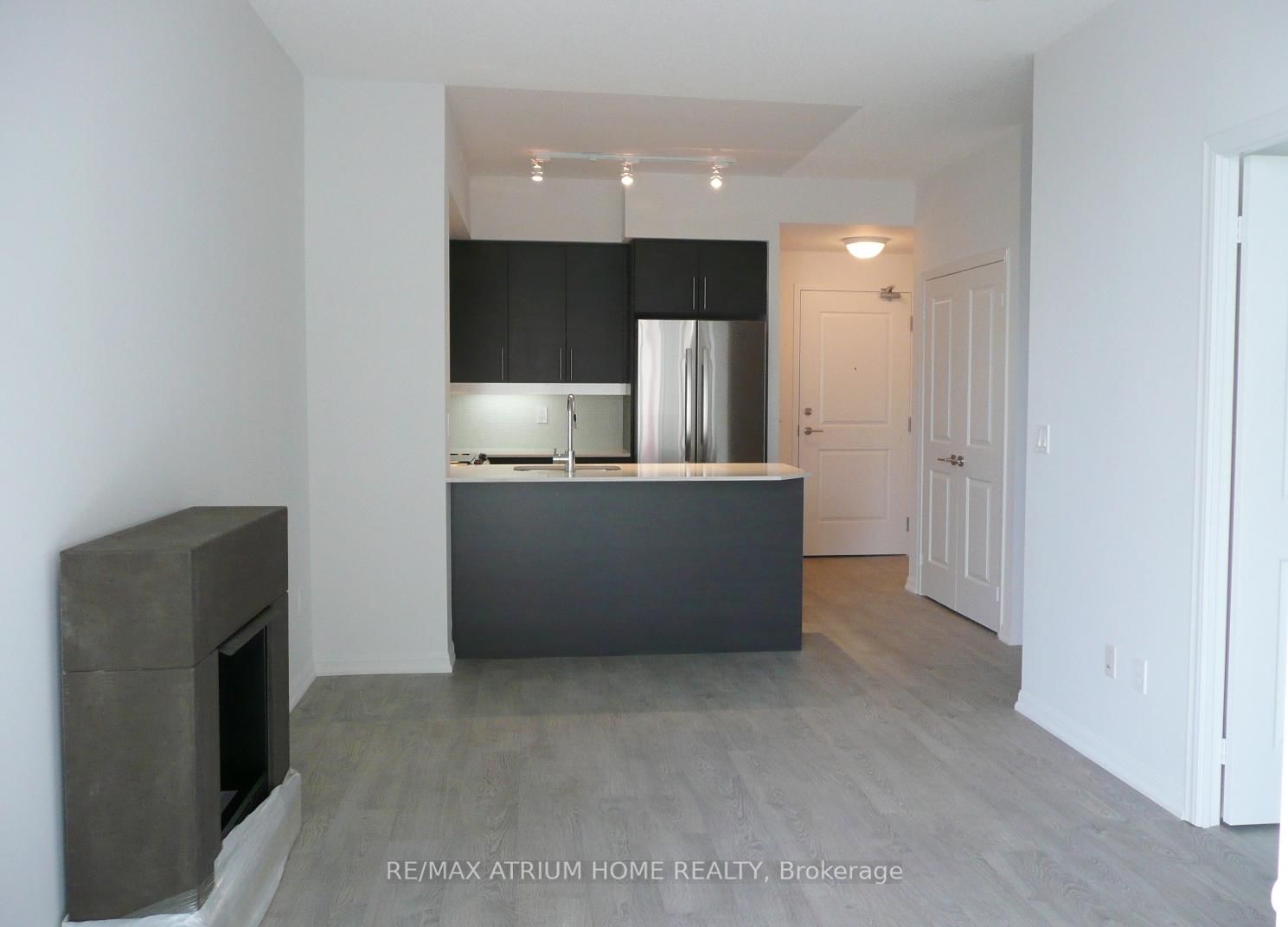 65 East Liberty St, unit 1509 for rent