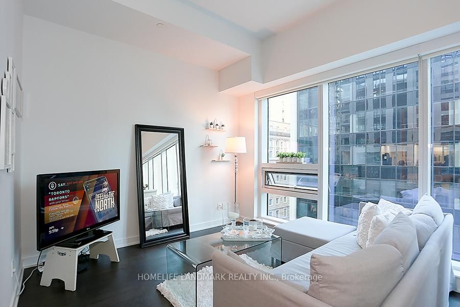 88 Scott St, unit 708 for rent - image #10