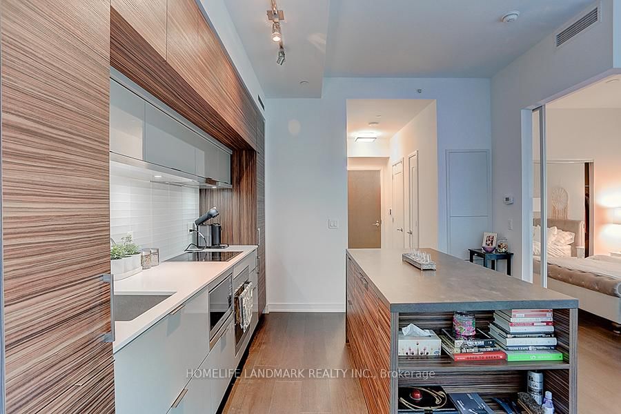 88 Scott St, unit 708 for rent - image #7