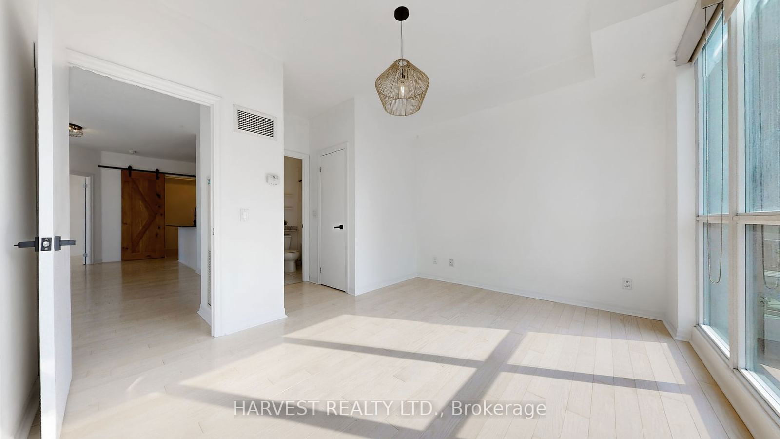 16 Yonge St, unit 2411 for sale - image #17