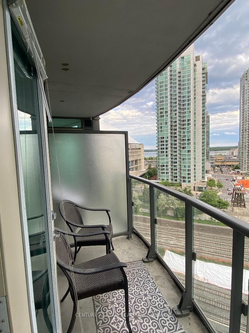 373 Front St W, unit 1503 for rent - image #19