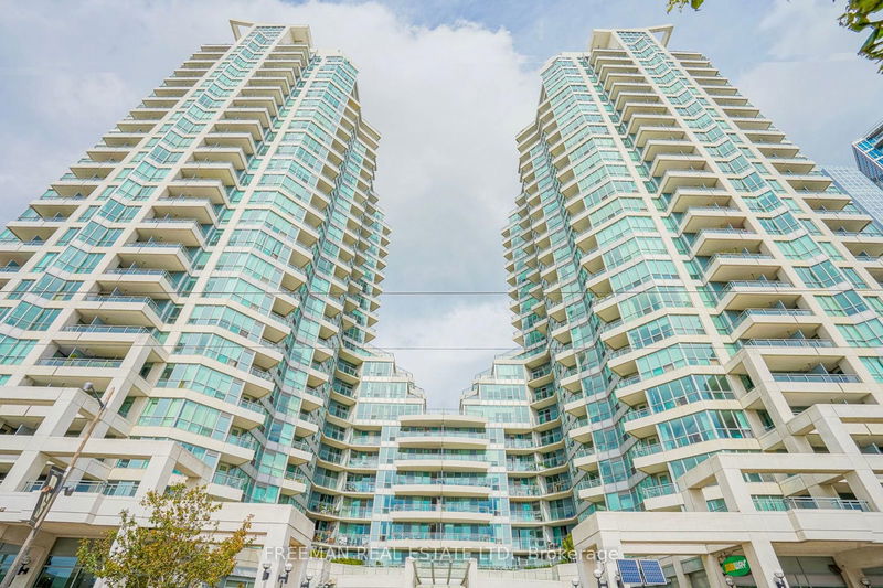 230 Queens Quay W, unit 620 for rent - image #1