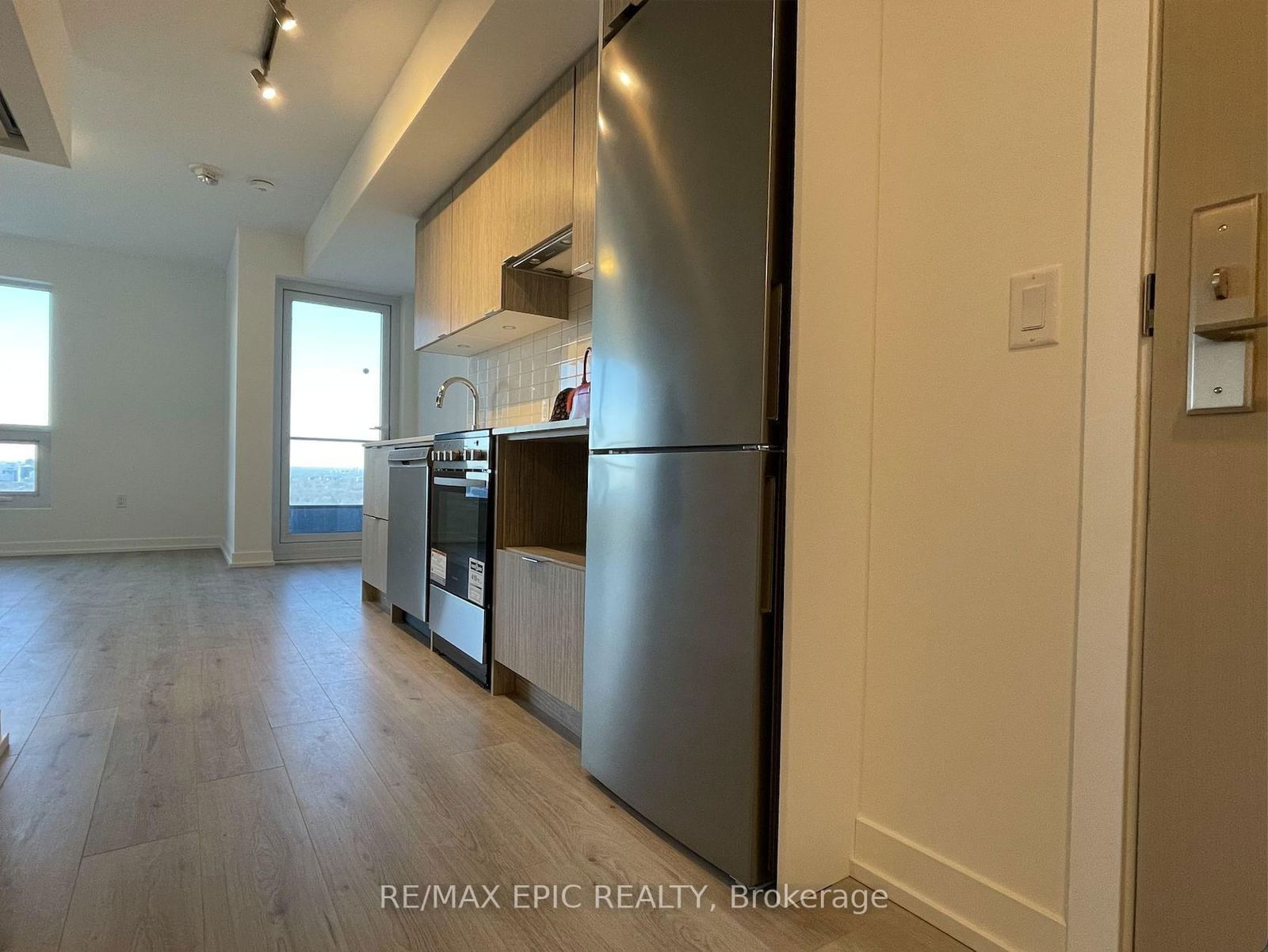 395 Bloor St E, unit 4106 for rent