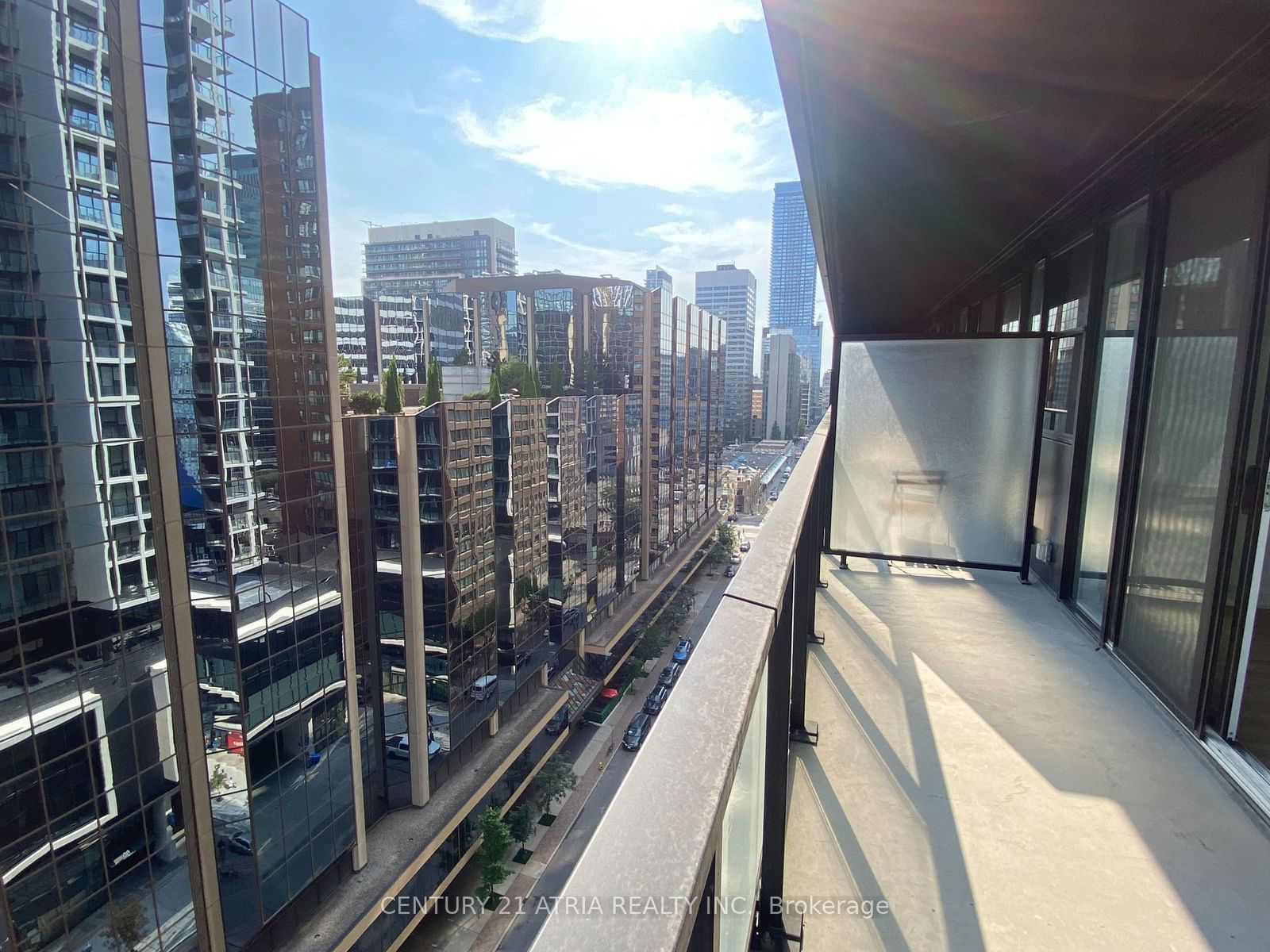 20 Edward St, unit 1005 for rent - image #8