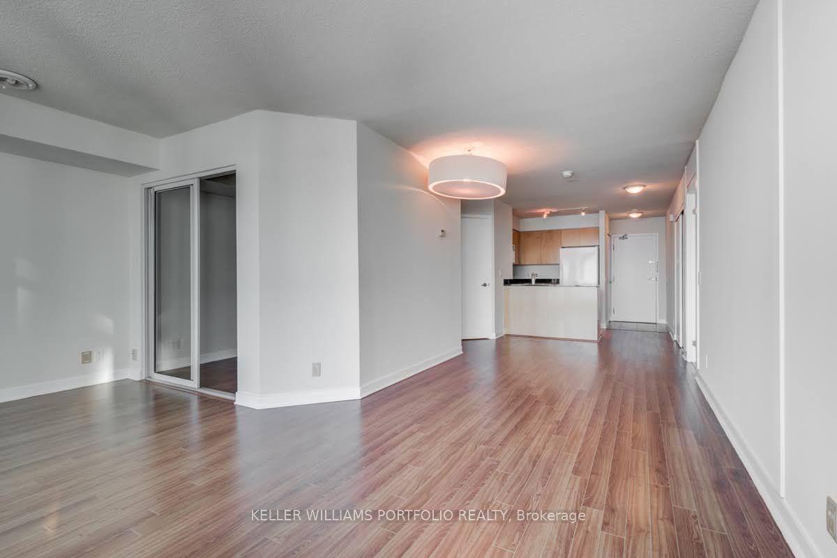 373 Front St W, unit 2907 for rent - image #3