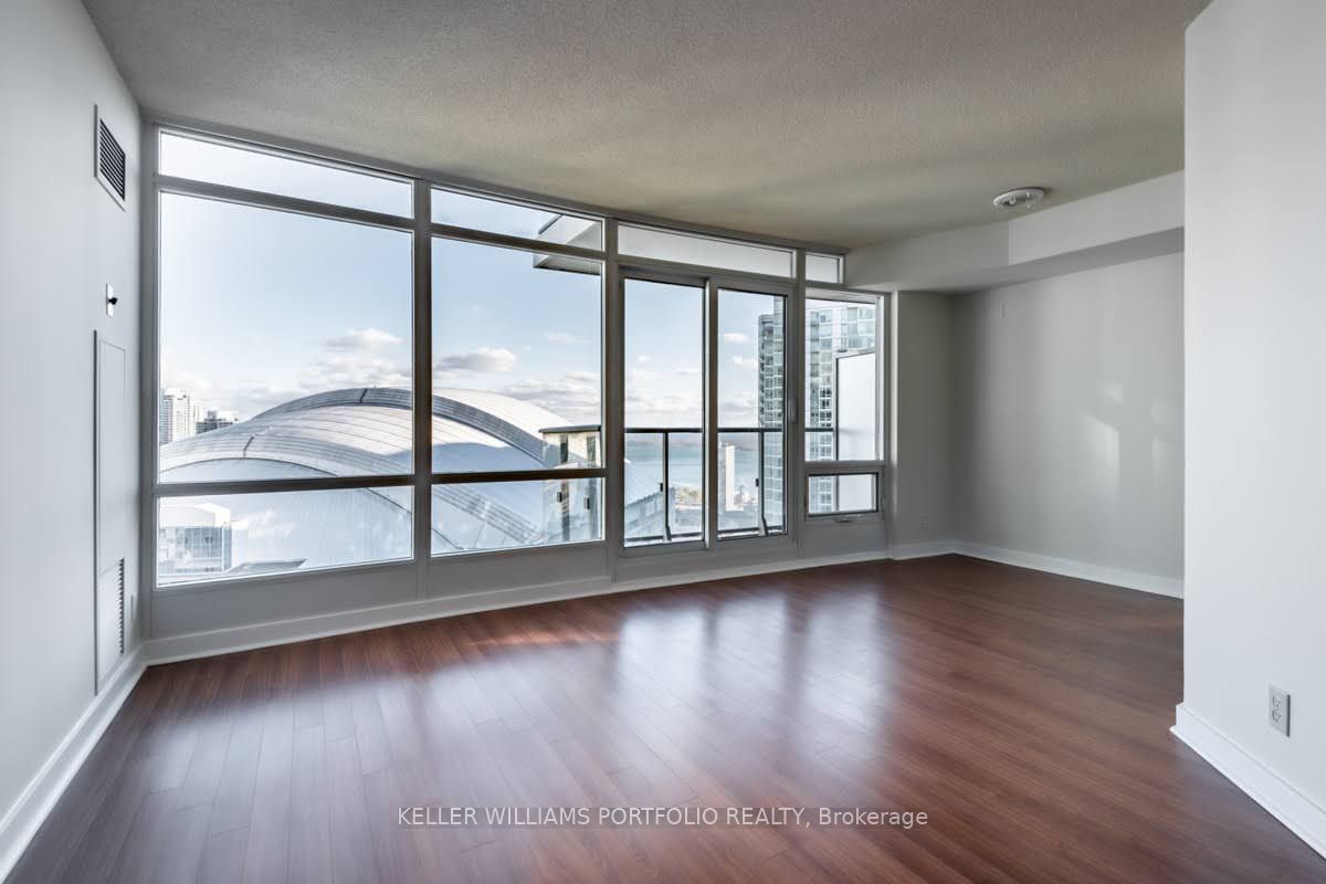 373 Front St W, unit 2907 for rent - image #5