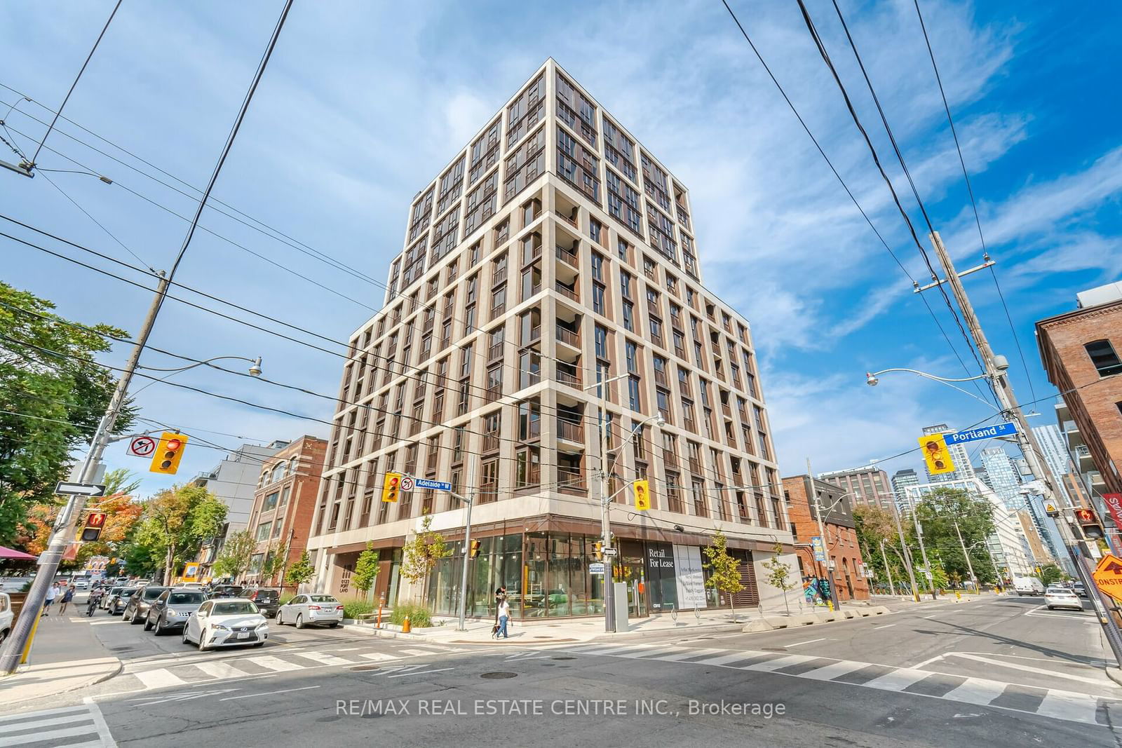 123 Portland St, unit 210 for rent