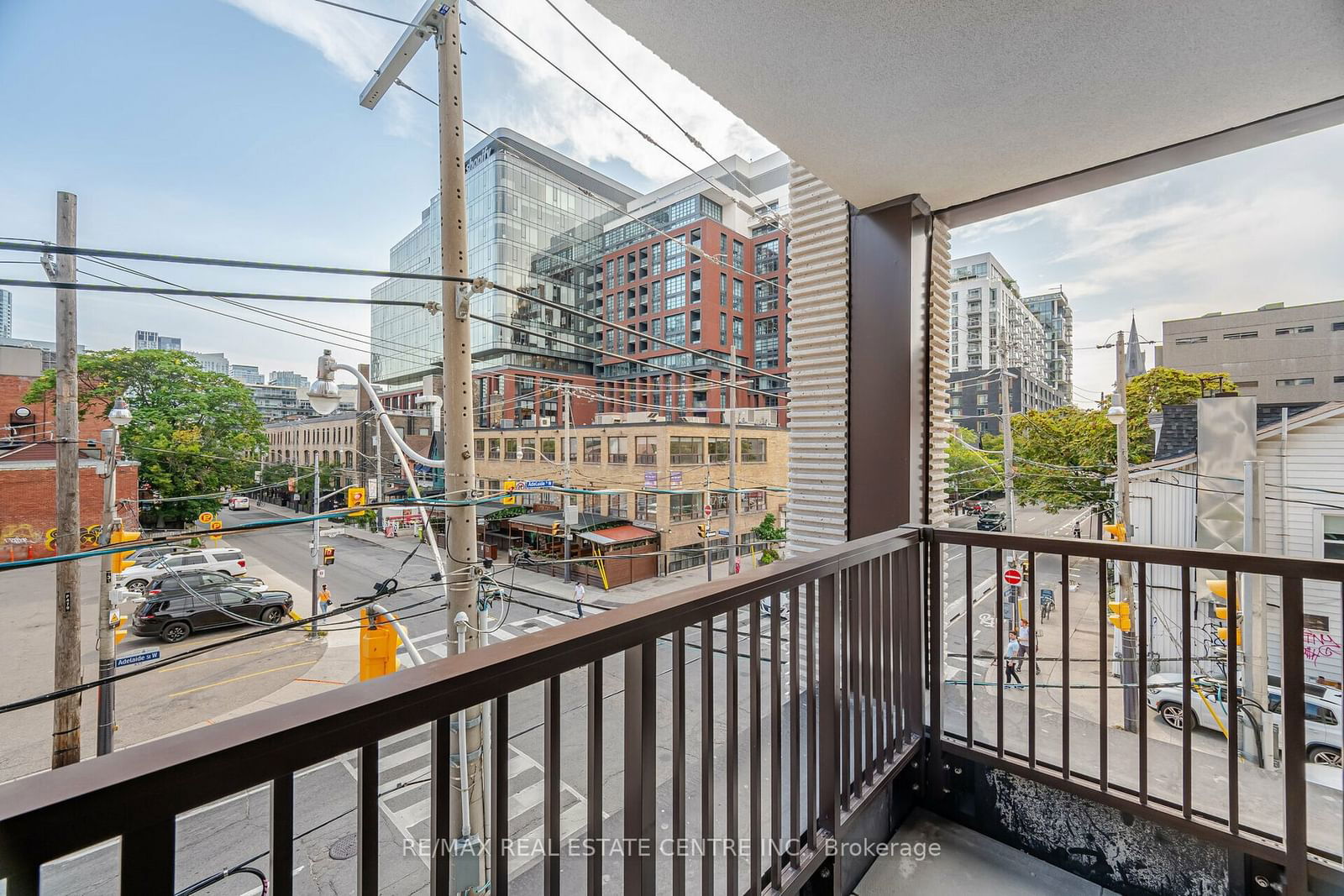 123 Portland St, unit 210 for rent - image #32