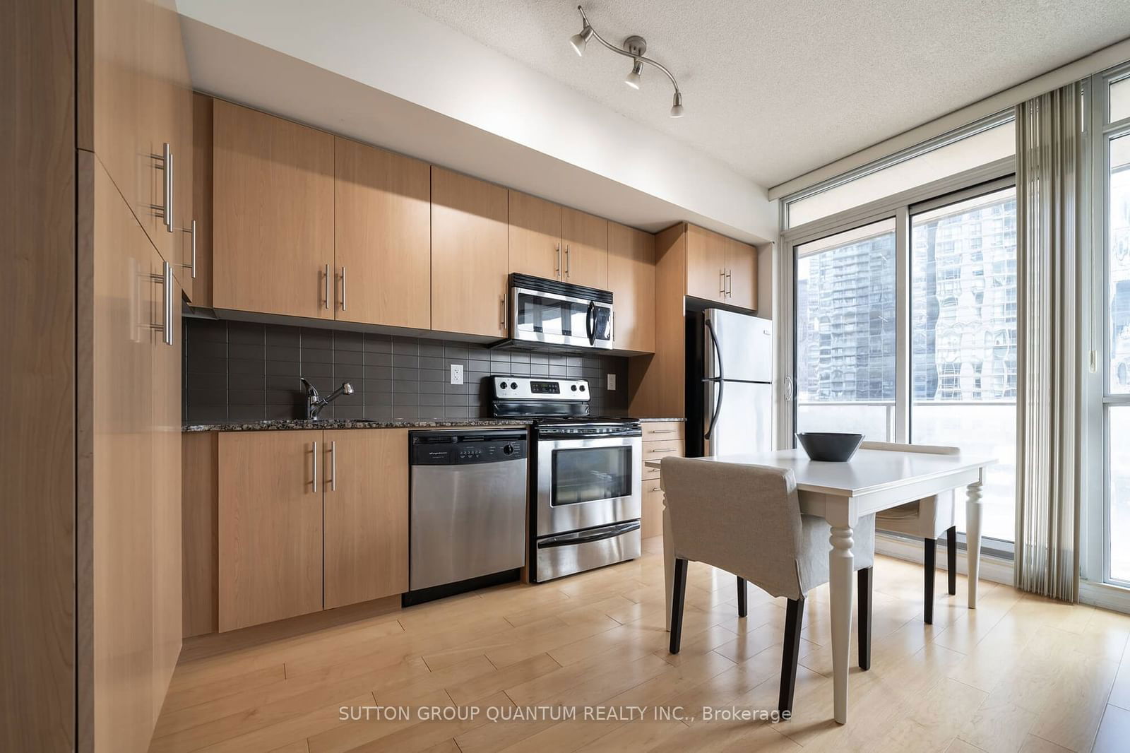 55 Bremner Blvd, unit 1209 for rent - image #9