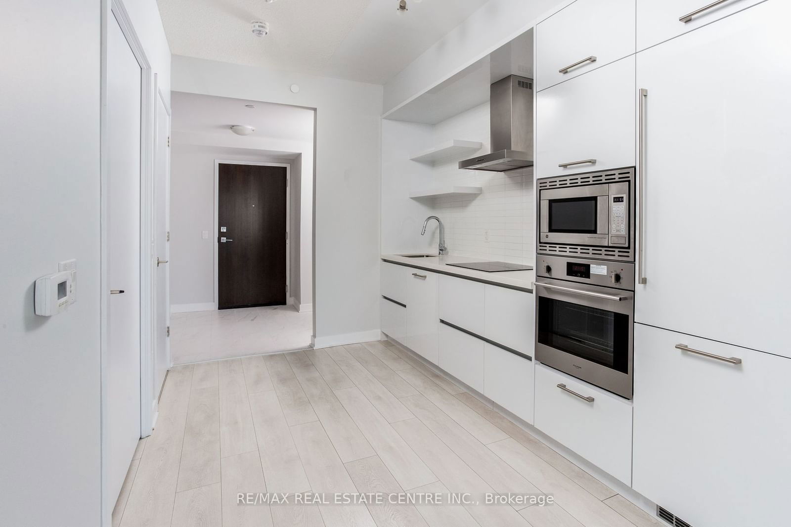 2221 Yonge St, unit 1910 for sale - image #7