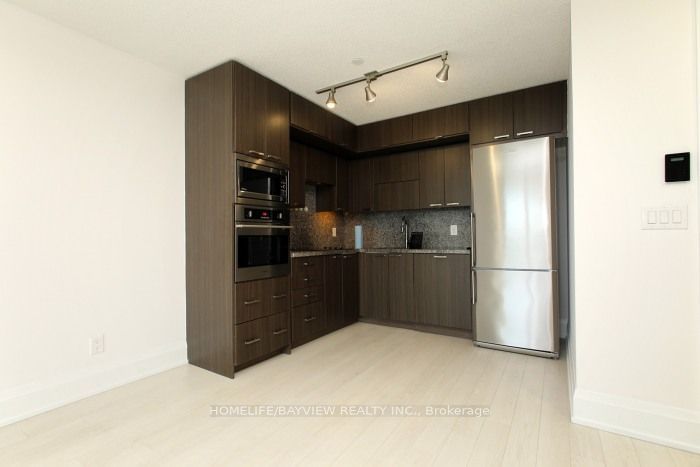 120 Harrison Garden Blvd, unit 1525 for rent - image #7