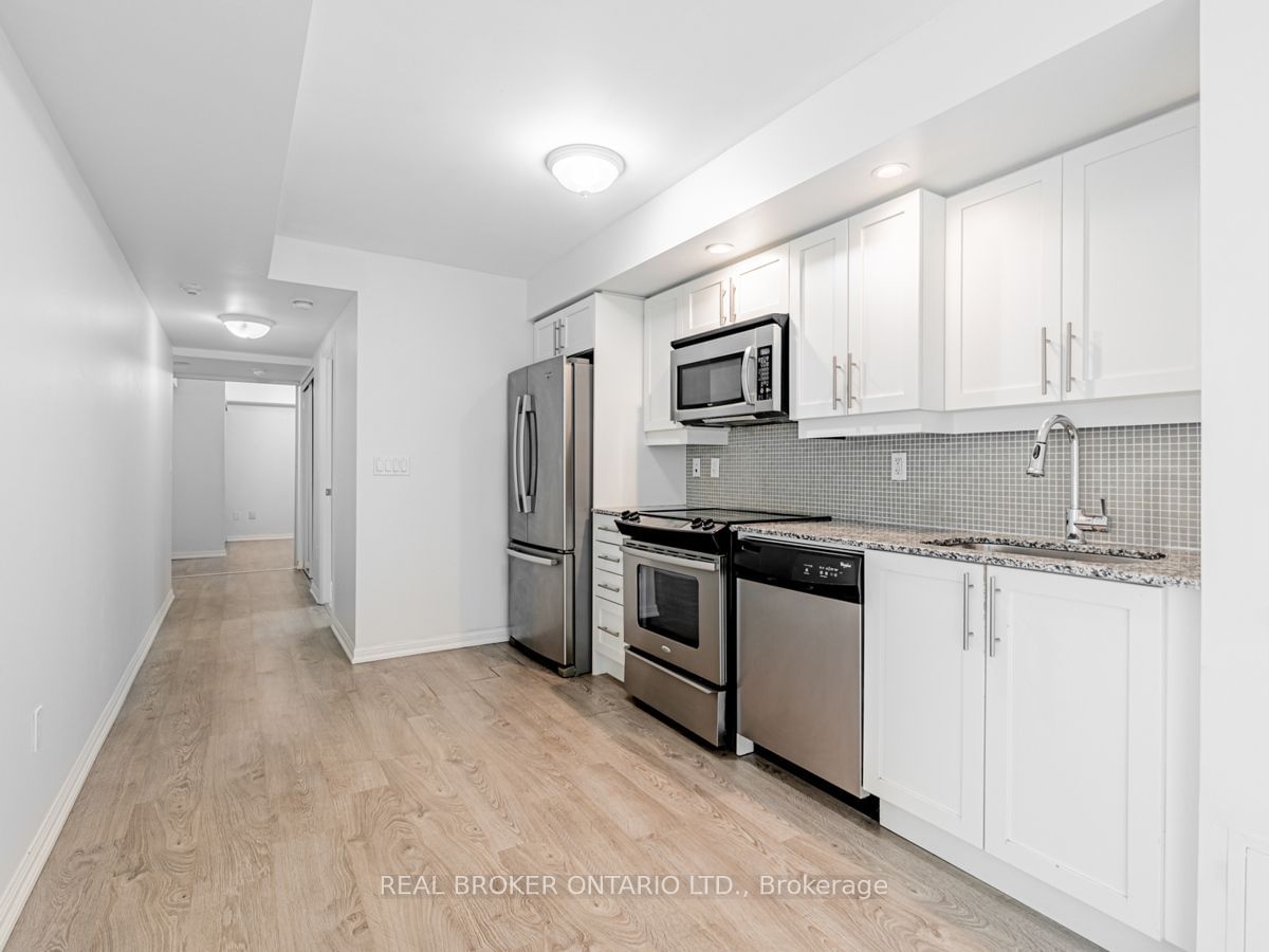 65 East Liberty St, unit 711 for rent - image #3