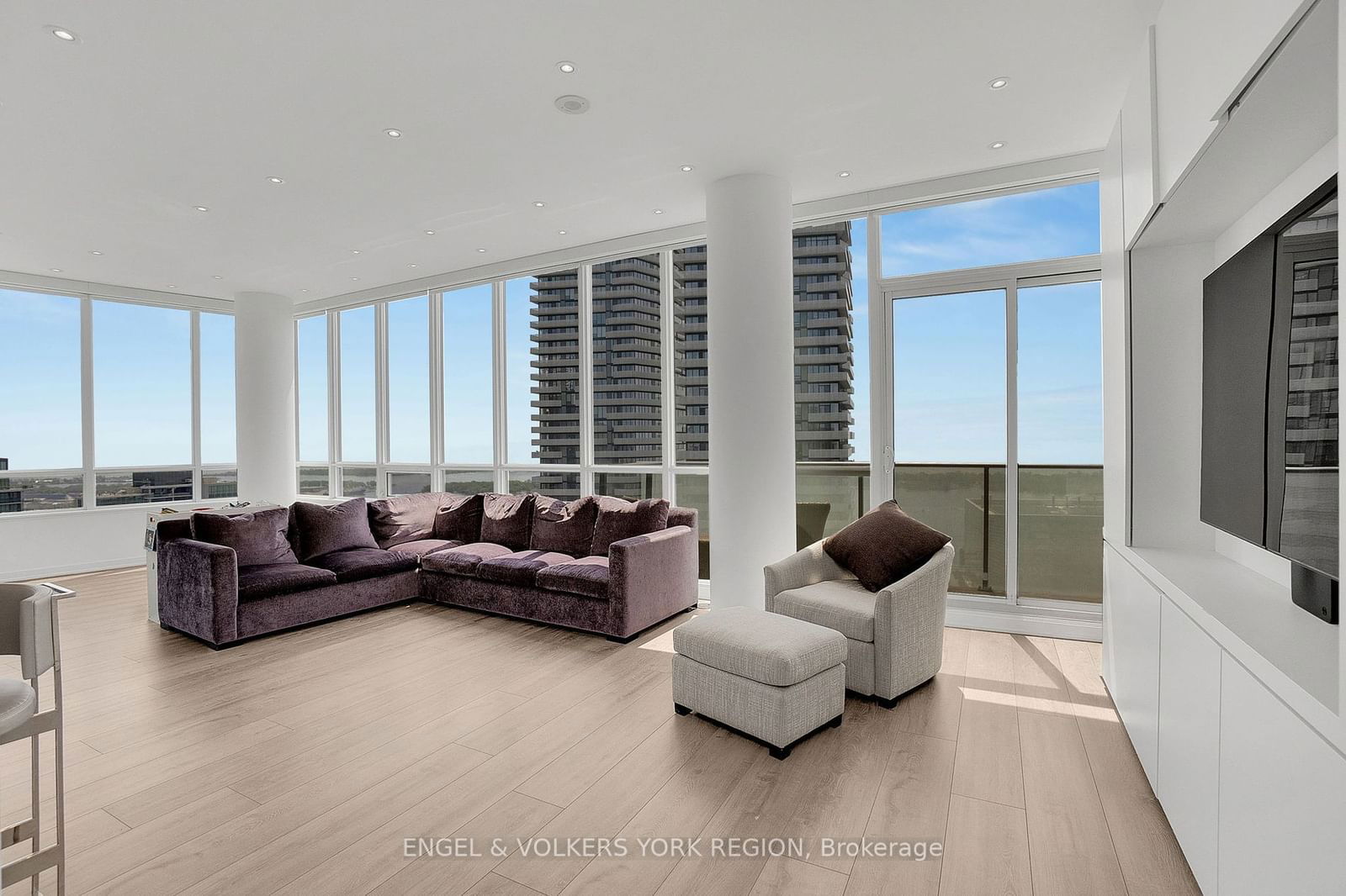 65 Bremner Blvd, unit 5404 for sale - image #10