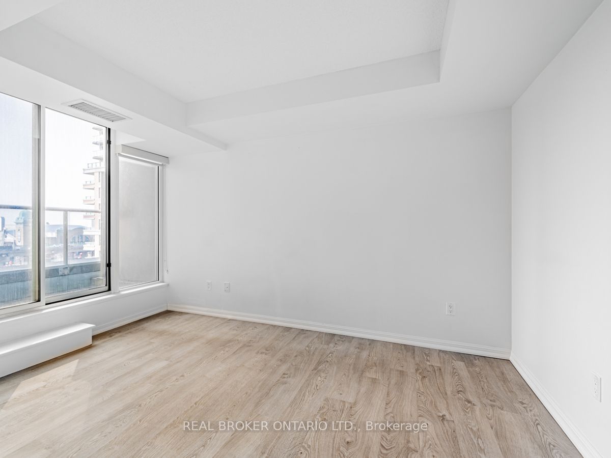 65 East Liberty St, unit 711 for sale - image #10