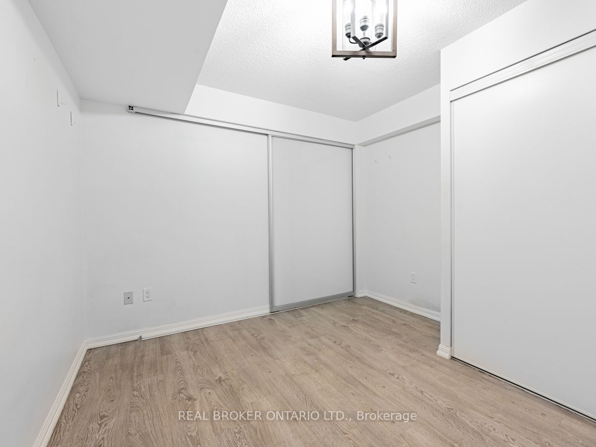 65 East Liberty St, unit 711 for sale - image #16