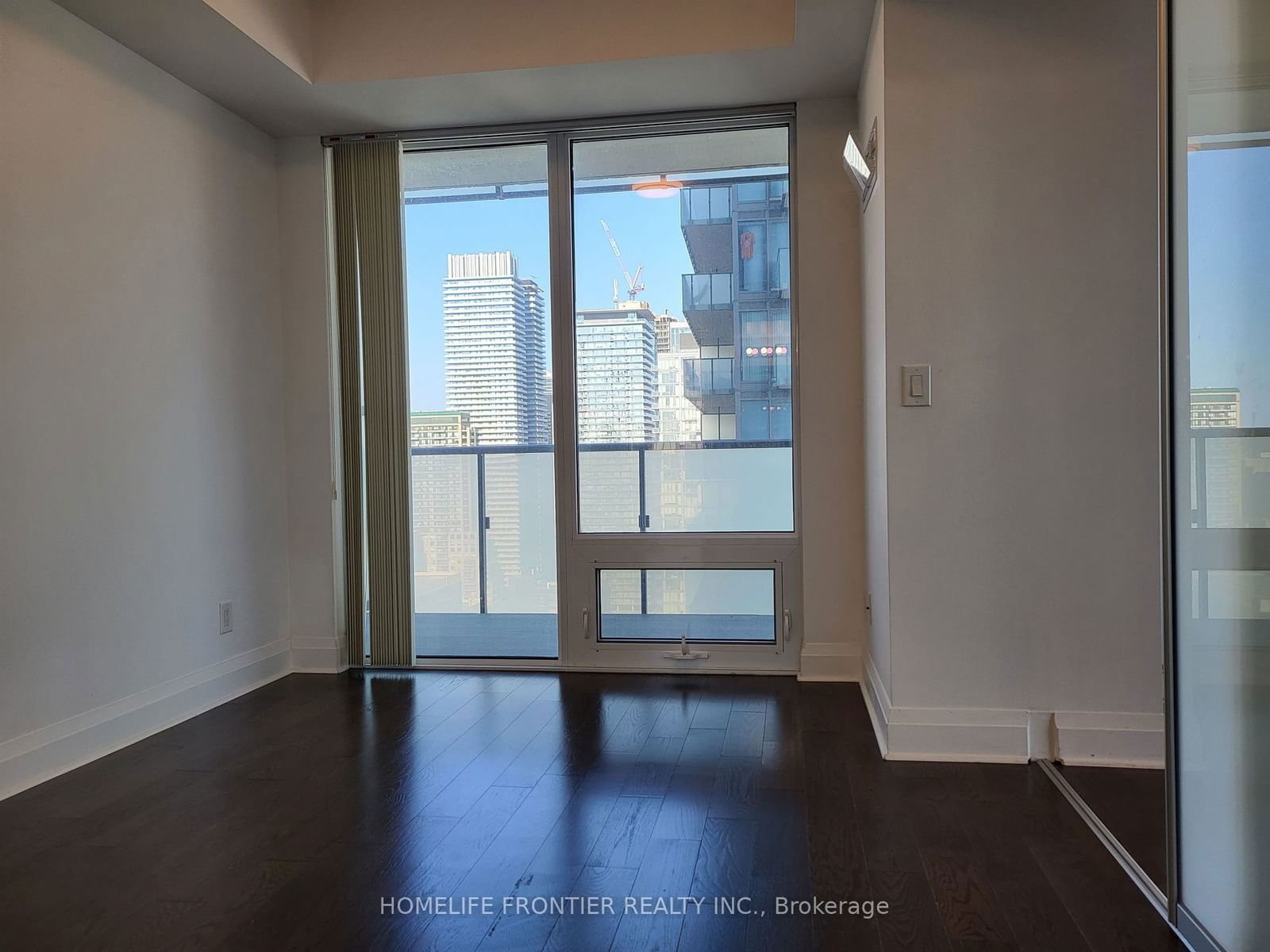 65 St Mary St, unit 2802 for rent - image #9