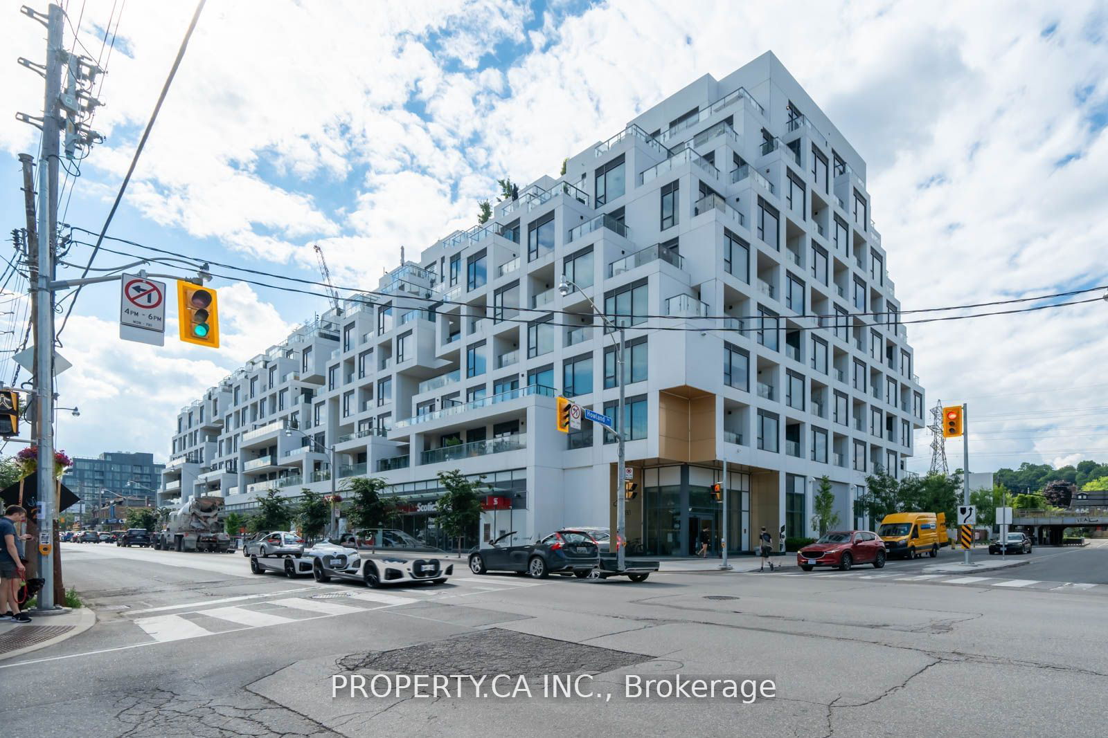 280 Howland Ave, unit 617 for sale