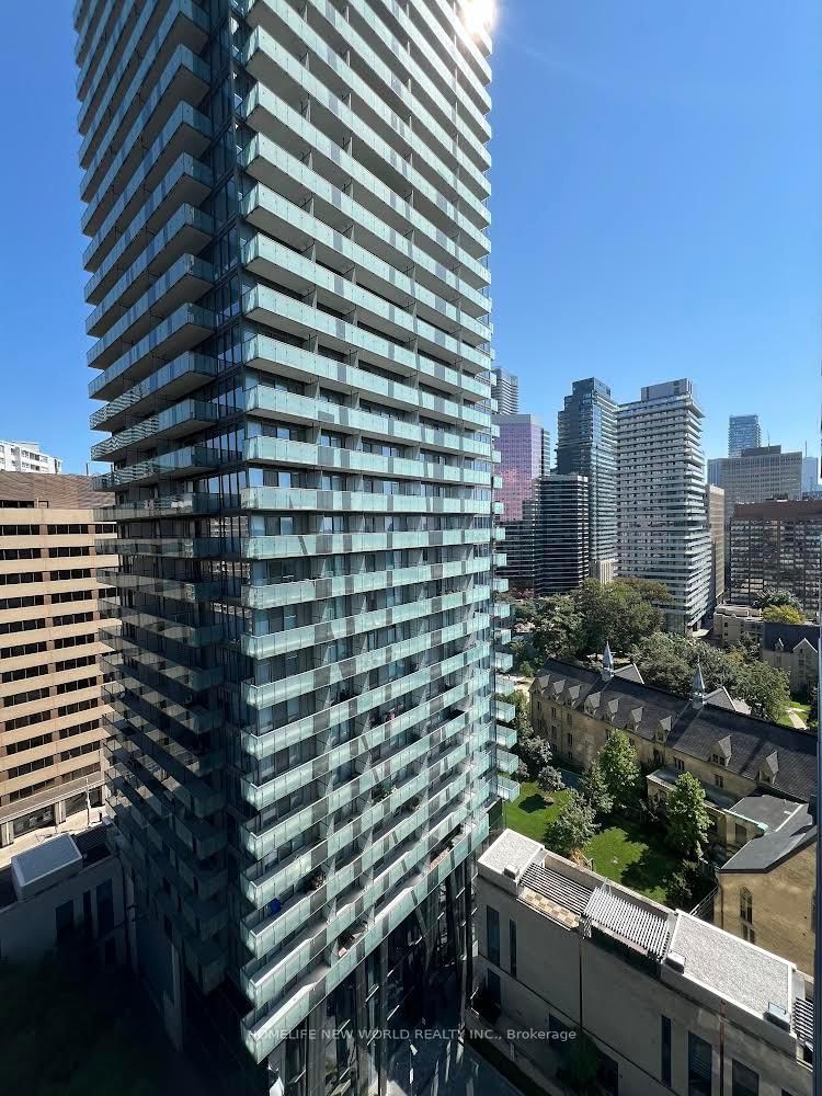 65 St Mary St, unit 1511 for rent - image #2