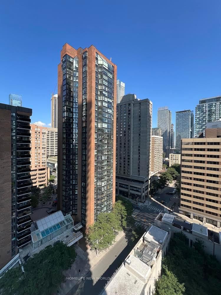 65 St Mary St, unit 1511 for rent - image #4