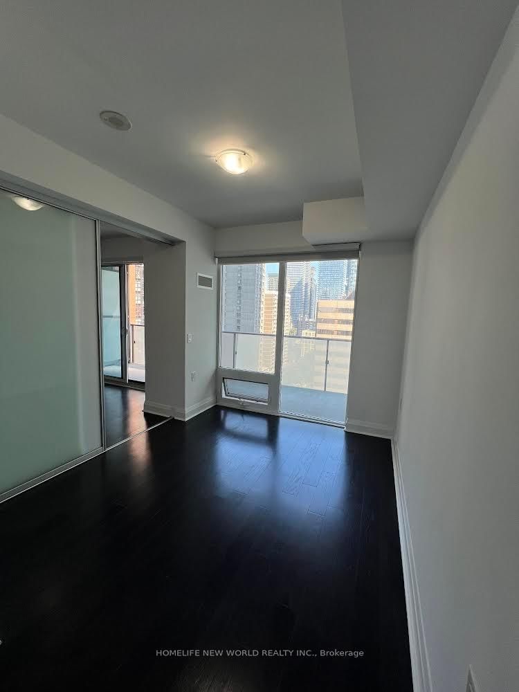 65 St Mary St, unit 1511 for rent - image #5