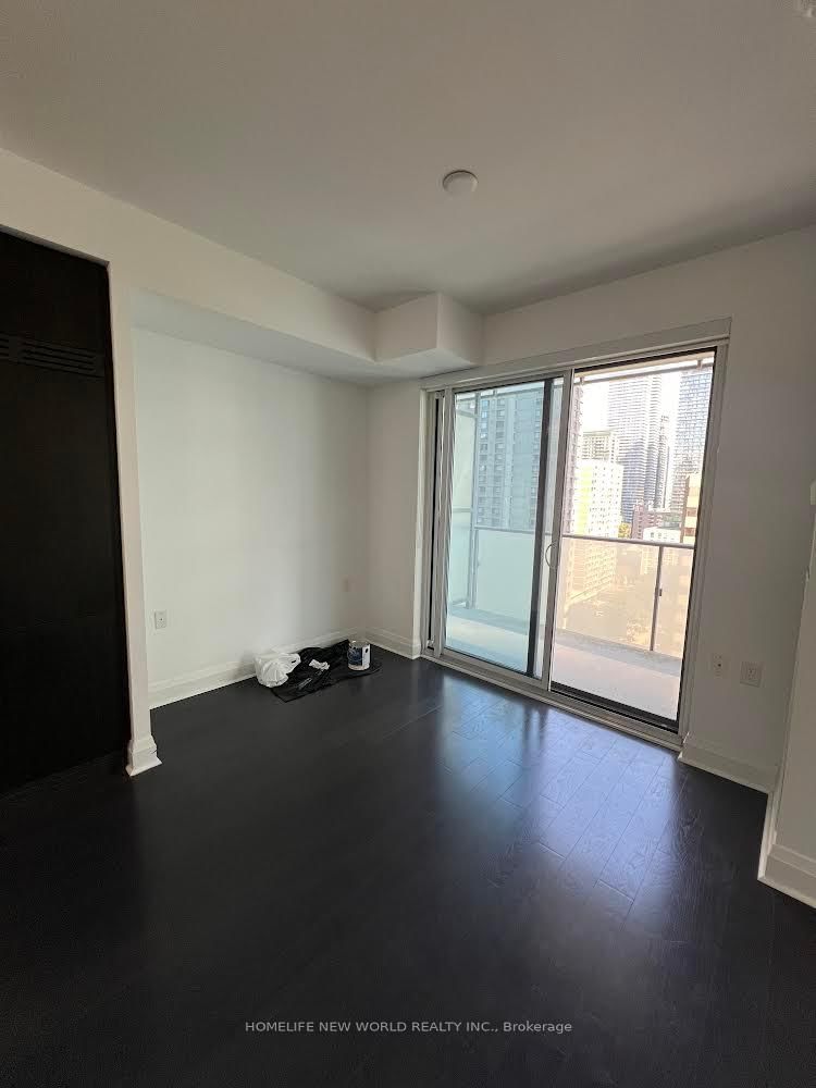 65 St Mary St, unit 1511 for rent - image #6