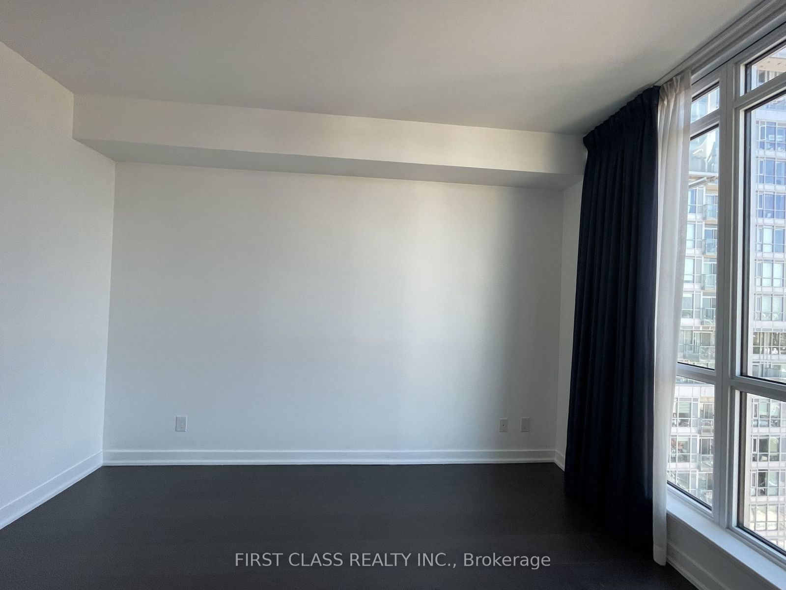 199 Richmond St W, unit 2706 for rent - image #10