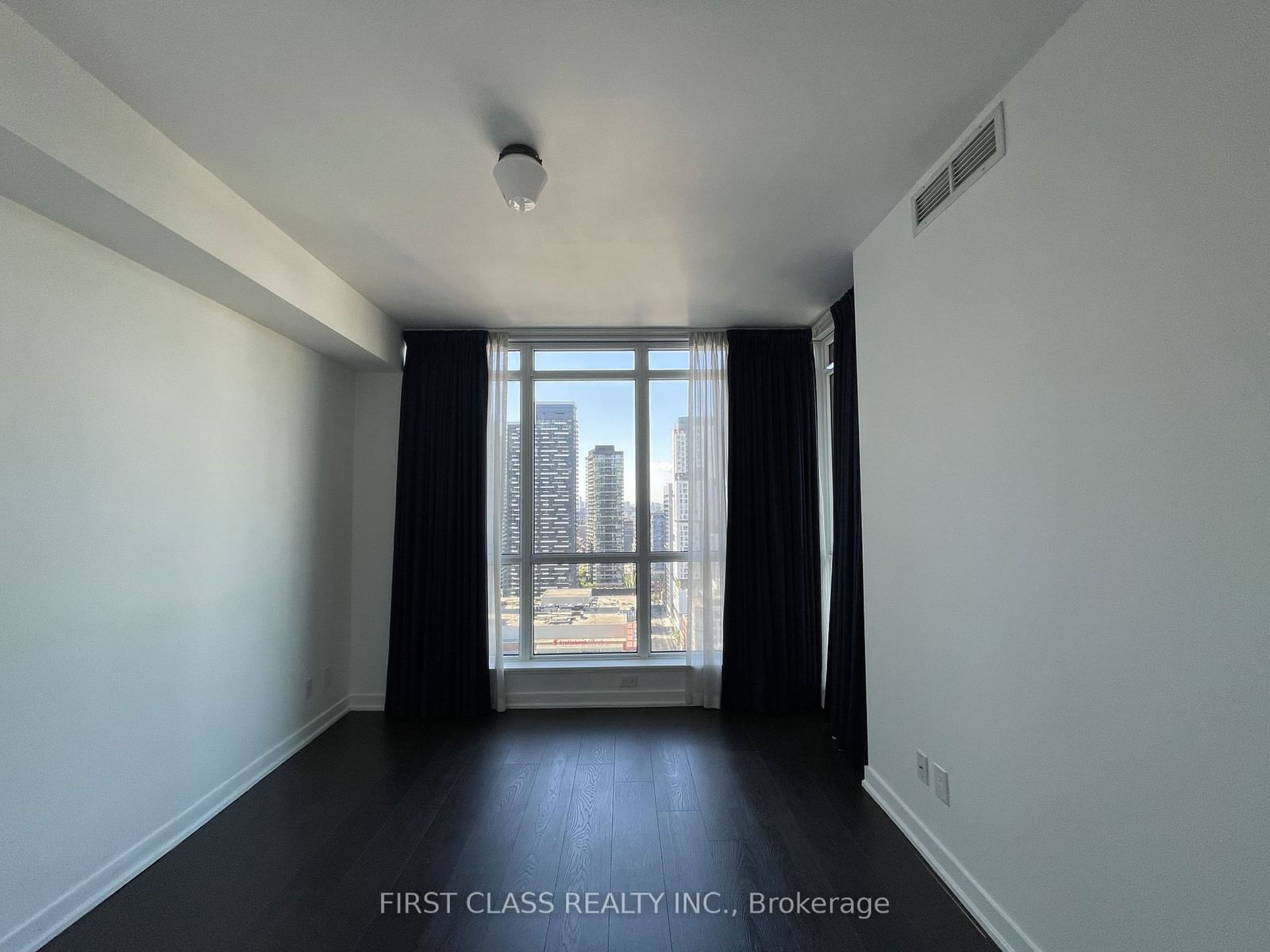 199 Richmond St W, unit 2706 for rent - image #12