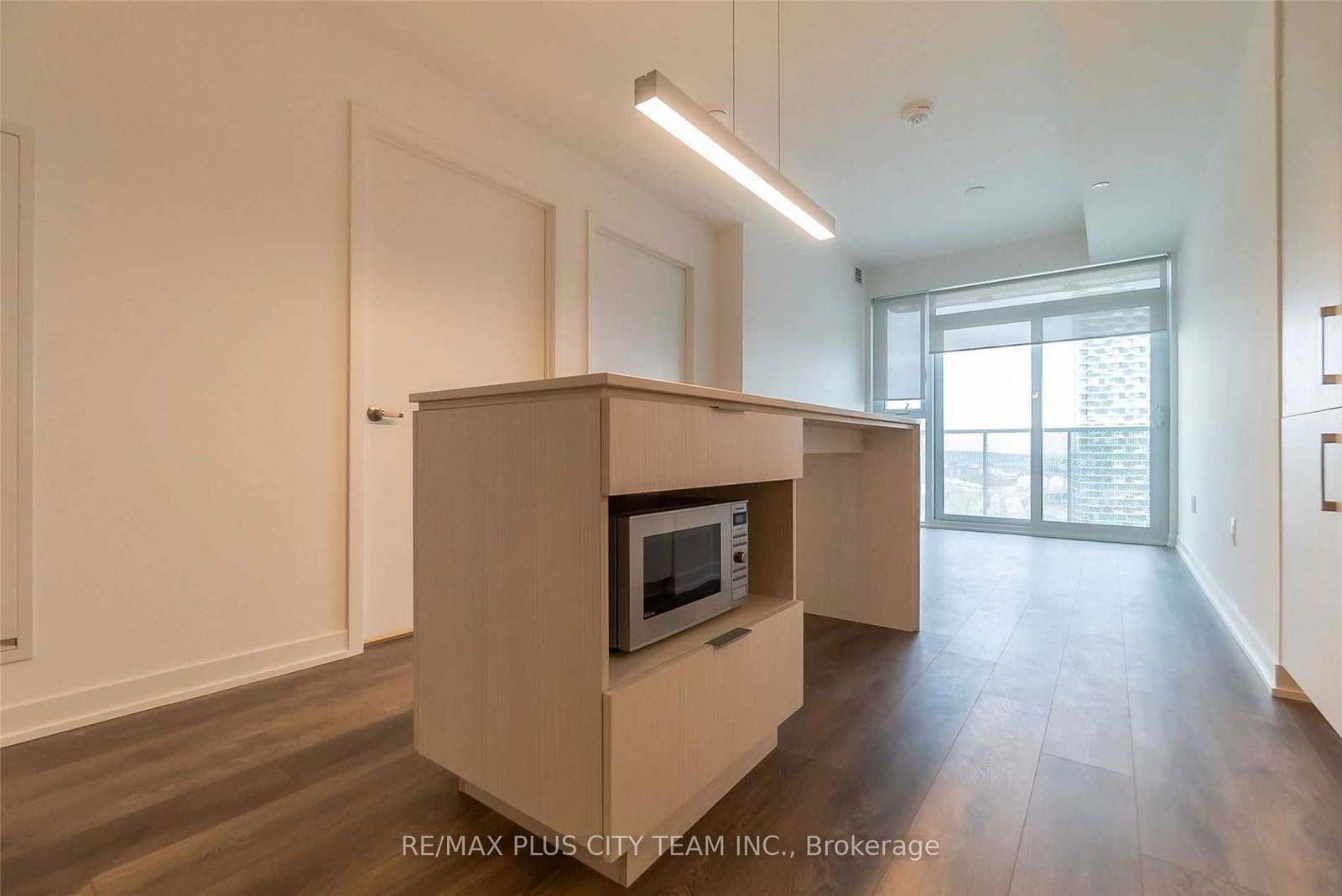 20 Richardson St, unit 2401 for rent