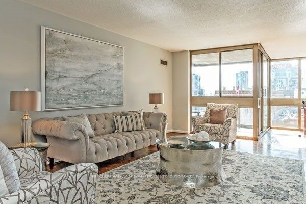 278 Bloor St E, unit 1906 for rent - image #3