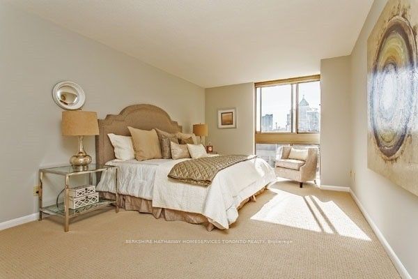 278 Bloor St E, unit 1906 for rent - image #5