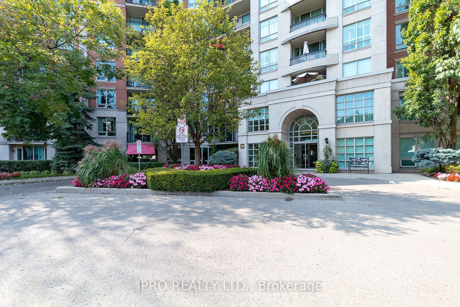 28 William Carson Cres, unit 202 for rent - image #38