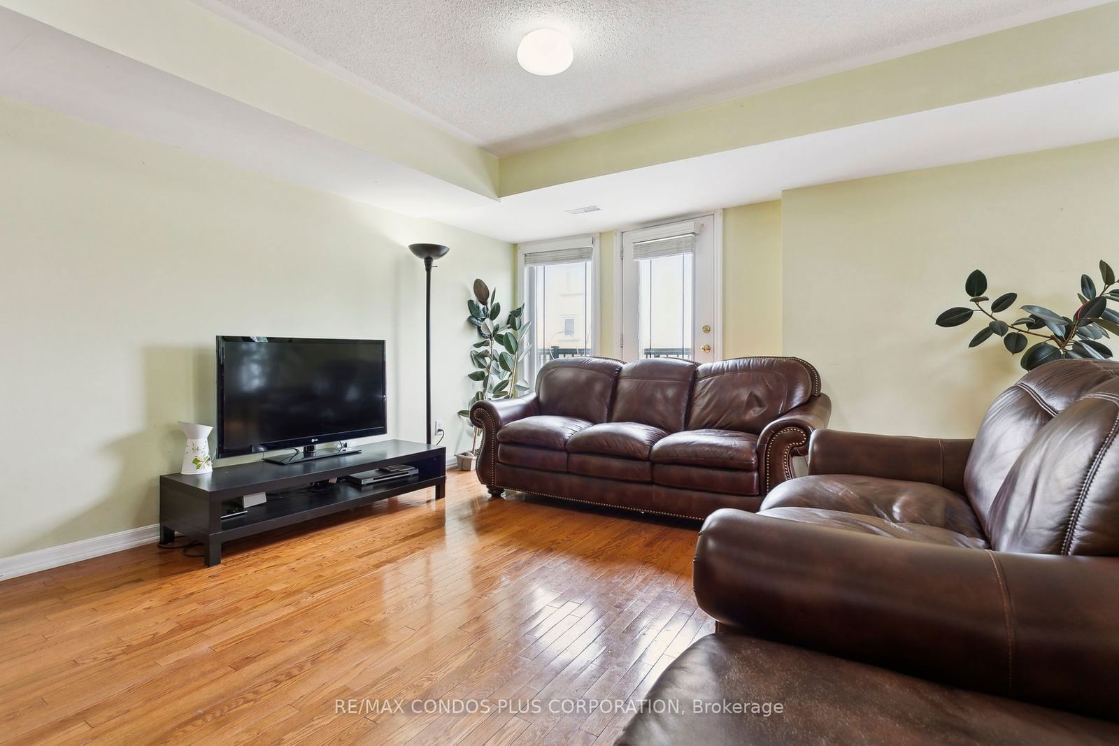 118 Finch Ave W, unit 20 for sale - image #4