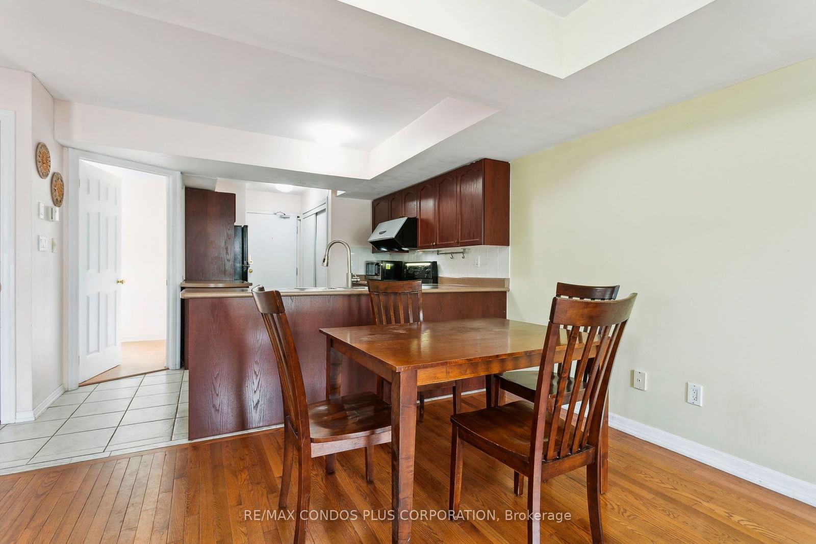 118 Finch Ave W, unit 20 for sale - image #5