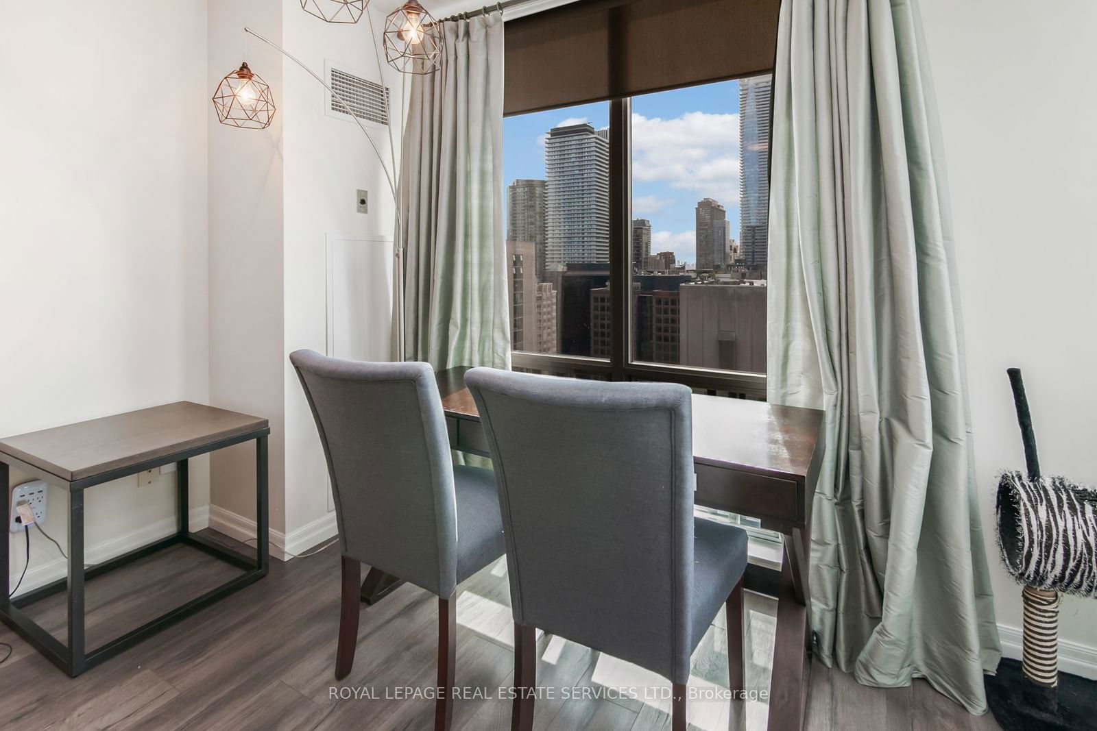 300 Bloor St E, unit 3108 for sale - image #13